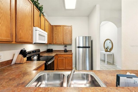 Condominio en venta en Davenport, Florida, 3 dormitorios, 153.75 m2 № 1852698 - foto 10