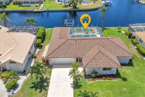 Casa en venta en Punta Gorda, Florida, 3 dormitorios, 185.25 m2 № 1870624 - foto 2