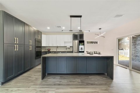 Villa ou maison à vendre à Orlando, Floride: 3 chambres, 124.58 m2 № 2148240 - photo 4