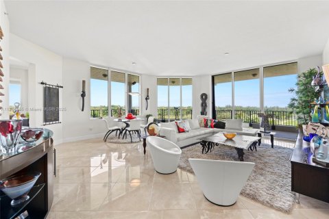 Condo in Coral Gables, Florida, 3 bedrooms  № 1865092 - photo 2