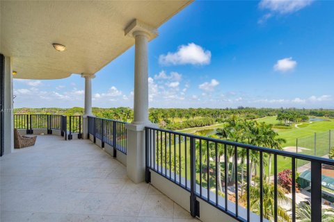 Condo in Coral Gables, Florida, 3 bedrooms  № 1865092 - photo 13