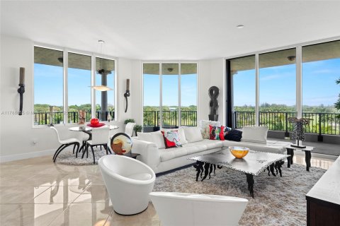 Condo in Coral Gables, Florida, 3 bedrooms  № 1865092 - photo 3