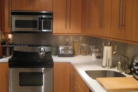 Copropriété à louer à Bay Harbor Islands, Floride: 1 chambre, 90.58 m2 № 1931717 - photo 11