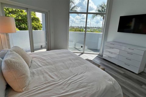 Condo in Nokomis, Florida, 1 bedroom  № 1869547 - photo 15