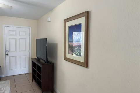 Apartamento en alquiler en Silver Springs Shores, Florida, 2 dormitorios, 84.91 m2 № 1852501 - foto 3