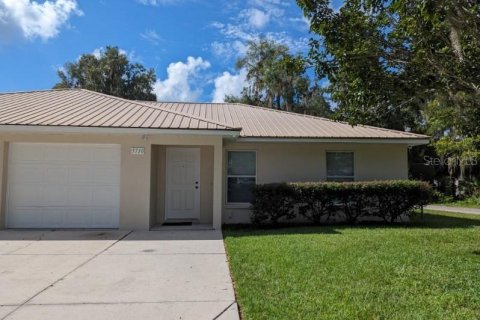 Apartamento en alquiler en Silver Springs Shores, Florida, 2 dormitorios, 84.91 m2 № 1852501 - foto 1