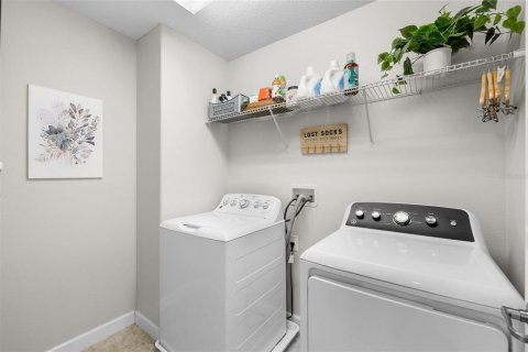Casa en venta en Wesley Chapel, Florida, 4 dormitorios, 187.94 m2 № 1648775 - foto 19