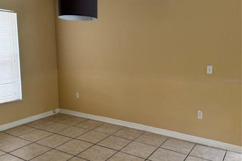 Casa en alquiler en Kissimmee, Florida, 3 dormitorios, 136.94 m2 № 1850927 - foto 6