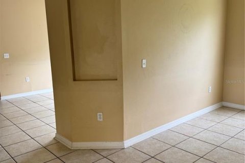 Casa en alquiler en Kissimmee, Florida, 3 dormitorios, 136.94 m2 № 1850927 - foto 4