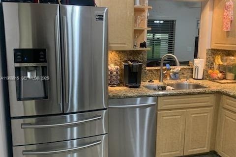 Casa en Coconut Creek, Florida 1 dormitorio, 141.86 m2 № 2031738