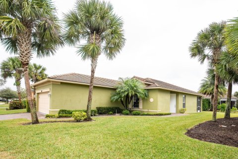 Villa ou maison à vendre à Port St. Lucie, Floride: 3 chambres, 133.69 m2 № 2146217 - photo 2