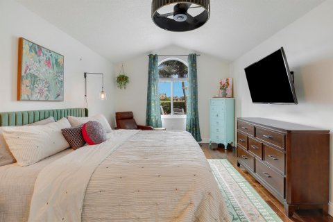 House in West Palm Beach, Florida 3 bedrooms, 203.73 sq.m. № 2186529 - photo 24