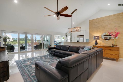 House in West Palm Beach, Florida 3 bedrooms, 203.73 sq.m. № 2186529 - photo 5