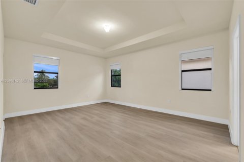 Villa ou maison à louer à Homestead, Floride: 4 chambres, 280.75 m2 № 2386970 - photo 25