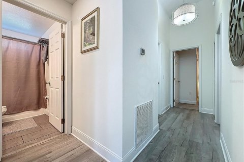 Купить виллу или дом в Хейнс-Сити, Флорида 8 комнат, 104.98м2, № 1835669 - фото 23