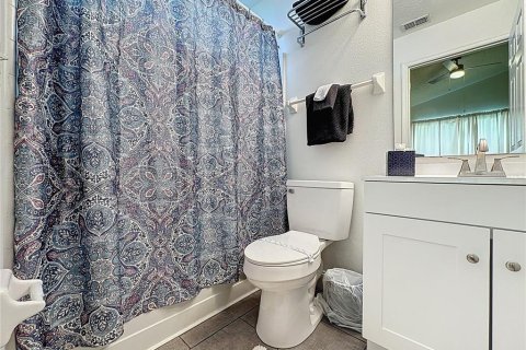 Купить виллу или дом в Хейнс-Сити, Флорида 8 комнат, 104.98м2, № 1835669 - фото 16