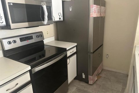 Condo in Kissimmee, Florida, 2 bedrooms  № 1745531 - photo 3