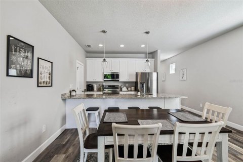 Adosado en alquiler en Tampa, Florida, 3 dormitorios, 170.75 m2 № 1884544 - foto 10