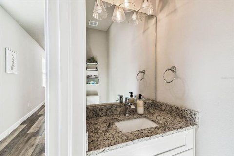 Adosado en alquiler en Tampa, Florida, 3 dormitorios, 170.75 m2 № 1884544 - foto 5