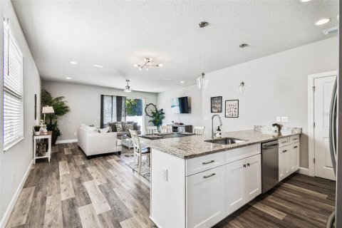 Adosado en alquiler en Tampa, Florida, 3 dormitorios, 170.75 m2 № 1884544 - foto 15