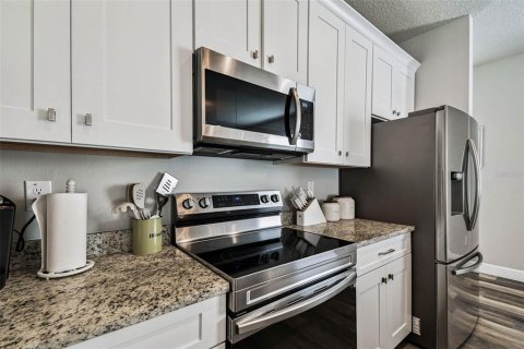 Adosado en alquiler en Tampa, Florida, 3 dormitorios, 170.75 m2 № 1884544 - foto 17