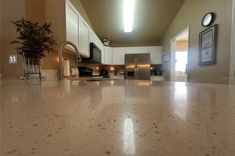 House in Clermont, Florida 4 bedrooms, 155.43 sq.m. № 1788950 - photo 8