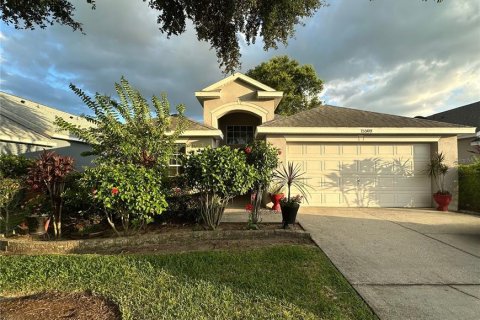 House in Clermont, Florida 4 bedrooms, 155.43 sq.m. № 1788950 - photo 1