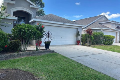House in Clermont, Florida 4 bedrooms, 155.43 sq.m. № 1788950 - photo 3