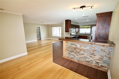 Villa ou maison à louer à Orlando, Floride: 3 chambres, 144.37 m2 № 1911220 - photo 8