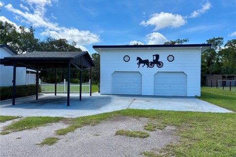 House in Spring Hill, Florida 3 bedrooms, 108.14 sq.m. № 2296415 - photo 9