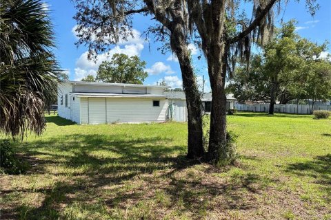 House in Spring Hill, Florida 3 bedrooms, 108.14 sq.m. № 2296415 - photo 27