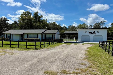 House in Spring Hill, Florida 3 bedrooms, 108.14 sq.m. № 2296415