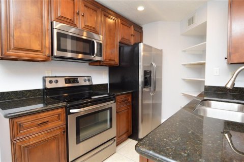 Copropriété à louer à Tampa, Floride: 1 chambre, 76.37 m2 № 2391737 - photo 11