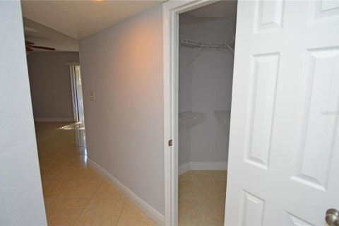 Copropriété à louer à Tampa, Floride: 1 chambre, 76.37 m2 № 2391737 - photo 7
