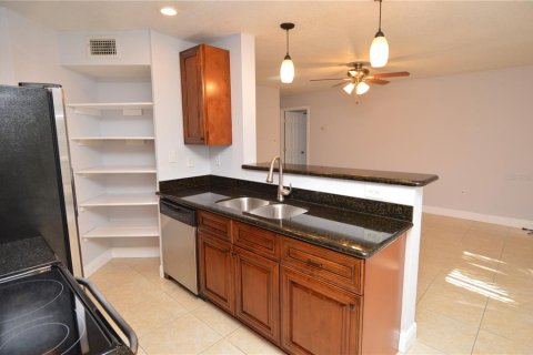 Copropriété à louer à Tampa, Floride: 1 chambre, 76.37 m2 № 2391737 - photo 13