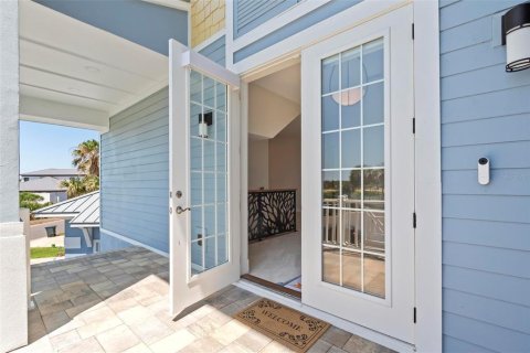 House in Palm Coast, Florida 4 bedrooms, 368.64 sq.m. № 1522277 - photo 8
