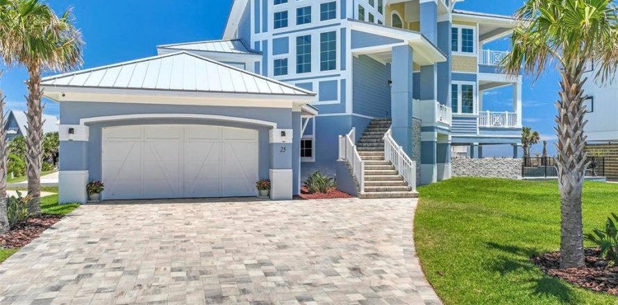 House in Palm Coast, Florida 4 bedrooms, 368.64 sq.m. № 1522277