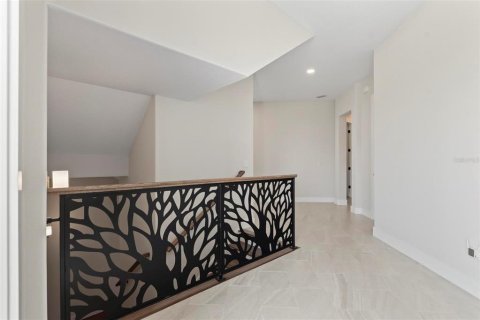 House in Palm Coast, Florida 4 bedrooms, 368.64 sq.m. № 1522277 - photo 10