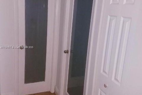 Condominio en venta en Miami, Florida, 2 dormitorios, 100.98 m2 № 2034652 - foto 5