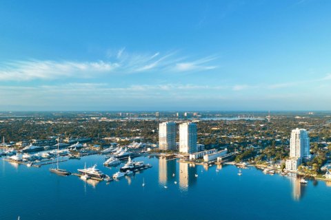 Condo in West Palm Beach, Florida, 2 bedrooms  № 996467 - photo 1