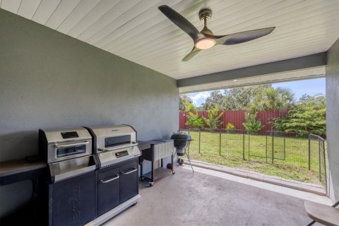 Villa ou maison à vendre à Sarasota, Floride: 4 chambres, 193.33 m2 № 1898621 - photo 29