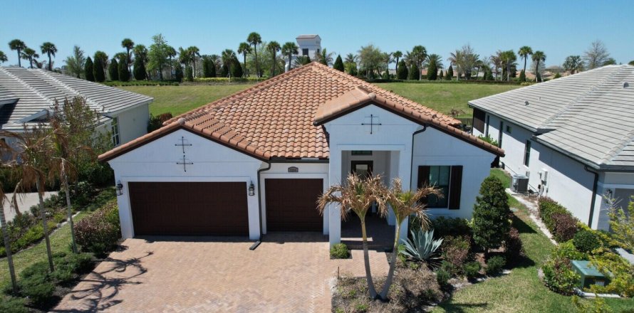 Villa ou maison à Port St. Lucie, Floride 3 chambres, 237.18 m2 № 2146259