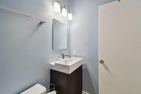 Adosado en venta en Tampa, Florida, 2 dormitorios, 110 m2 № 1853334 - foto 29