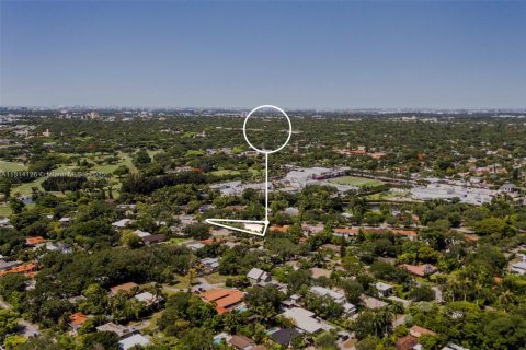 Terrain à vendre à Biscayne Park, Floride № 2012751 - photo 12