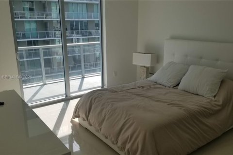 Condo in Miami, Florida, 2 bedrooms  № 2052985 - photo 5