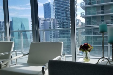 Condo in Miami, Florida, 2 bedrooms  № 2052985 - photo 22