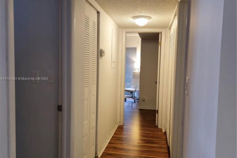 Copropriété à vendre à Margate, Floride: 2 chambres, 94.67 m2 № 1865371 - photo 16