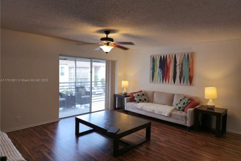 Copropriété à vendre à Margate, Floride: 2 chambres, 94.67 m2 № 1865371 - photo 12
