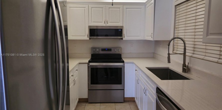 Condo à Margate, Floride, 2 chambres  № 1865371