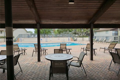 Copropriété à vendre à Margate, Floride: 2 chambres, 94.67 m2 № 1865371 - photo 5